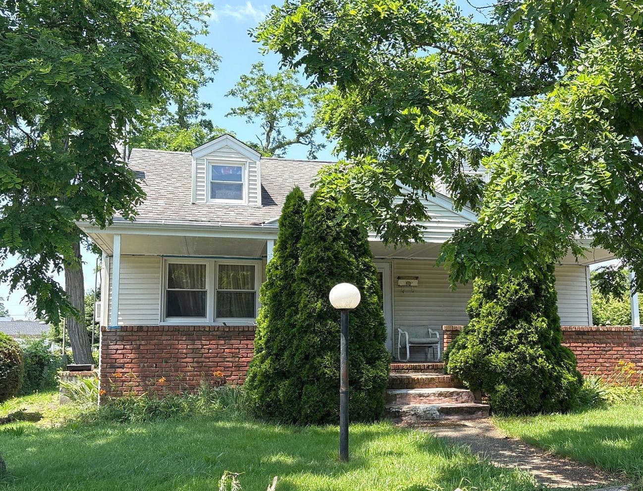 Main image