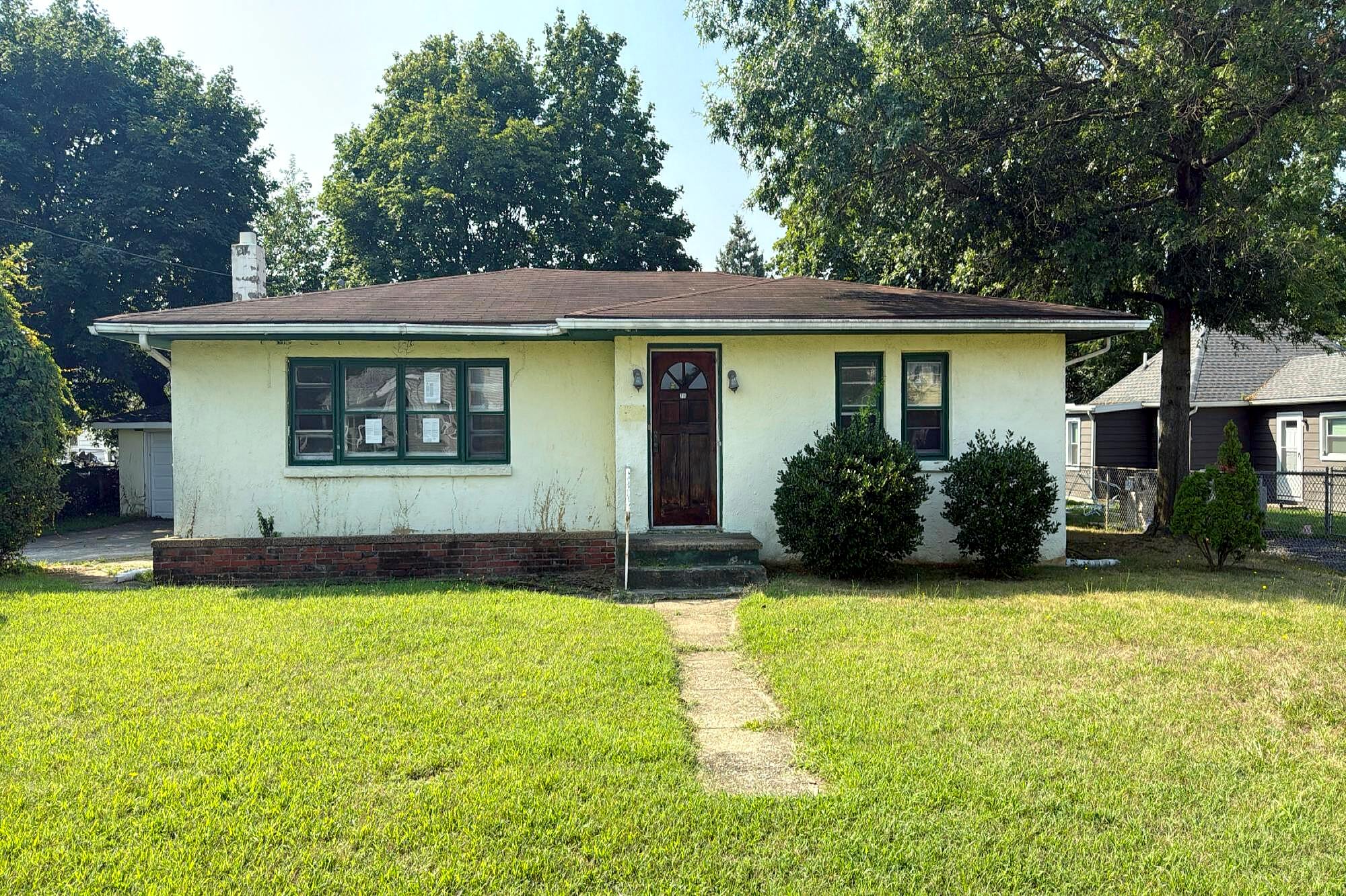 Main image