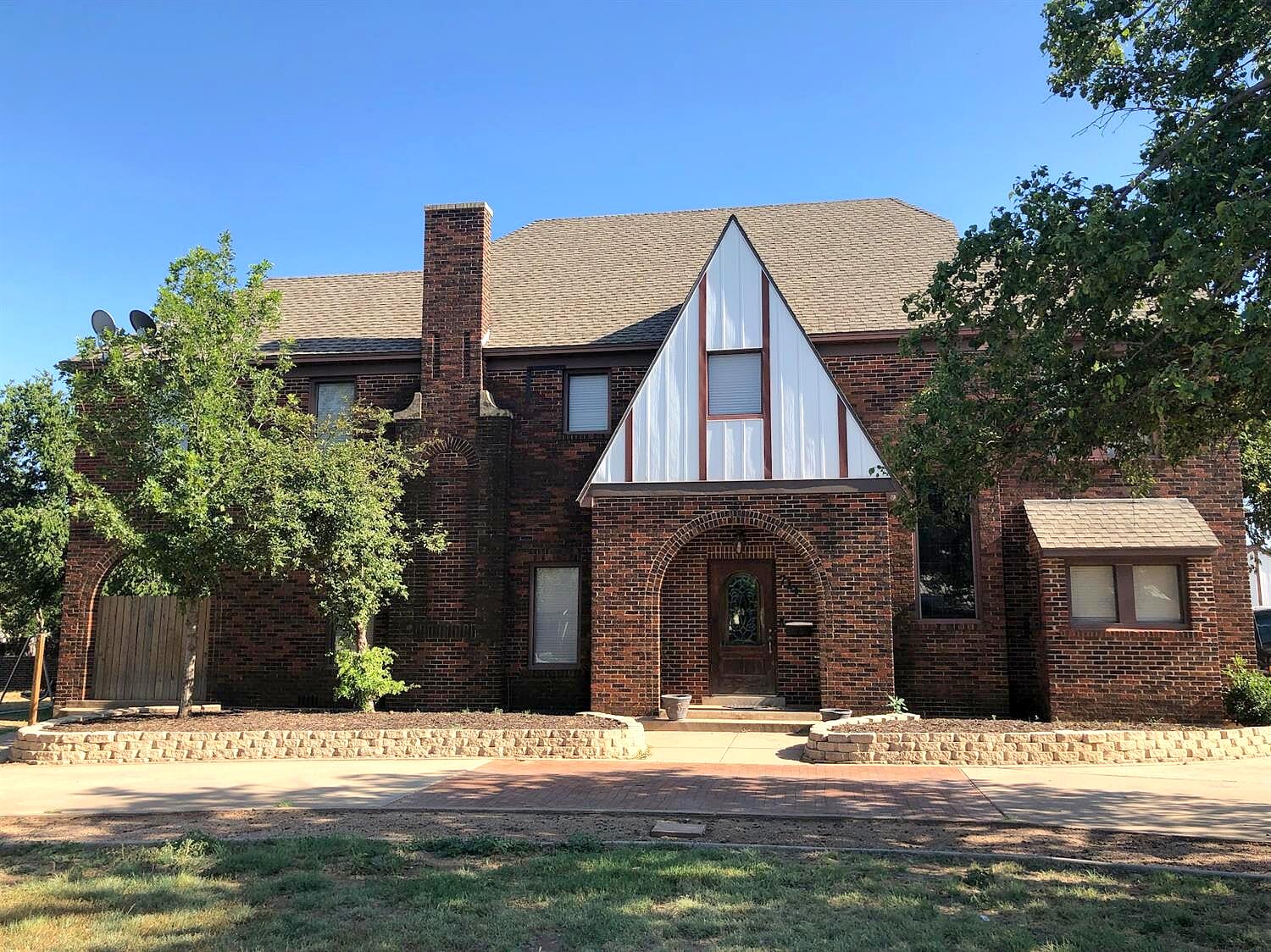 Main image