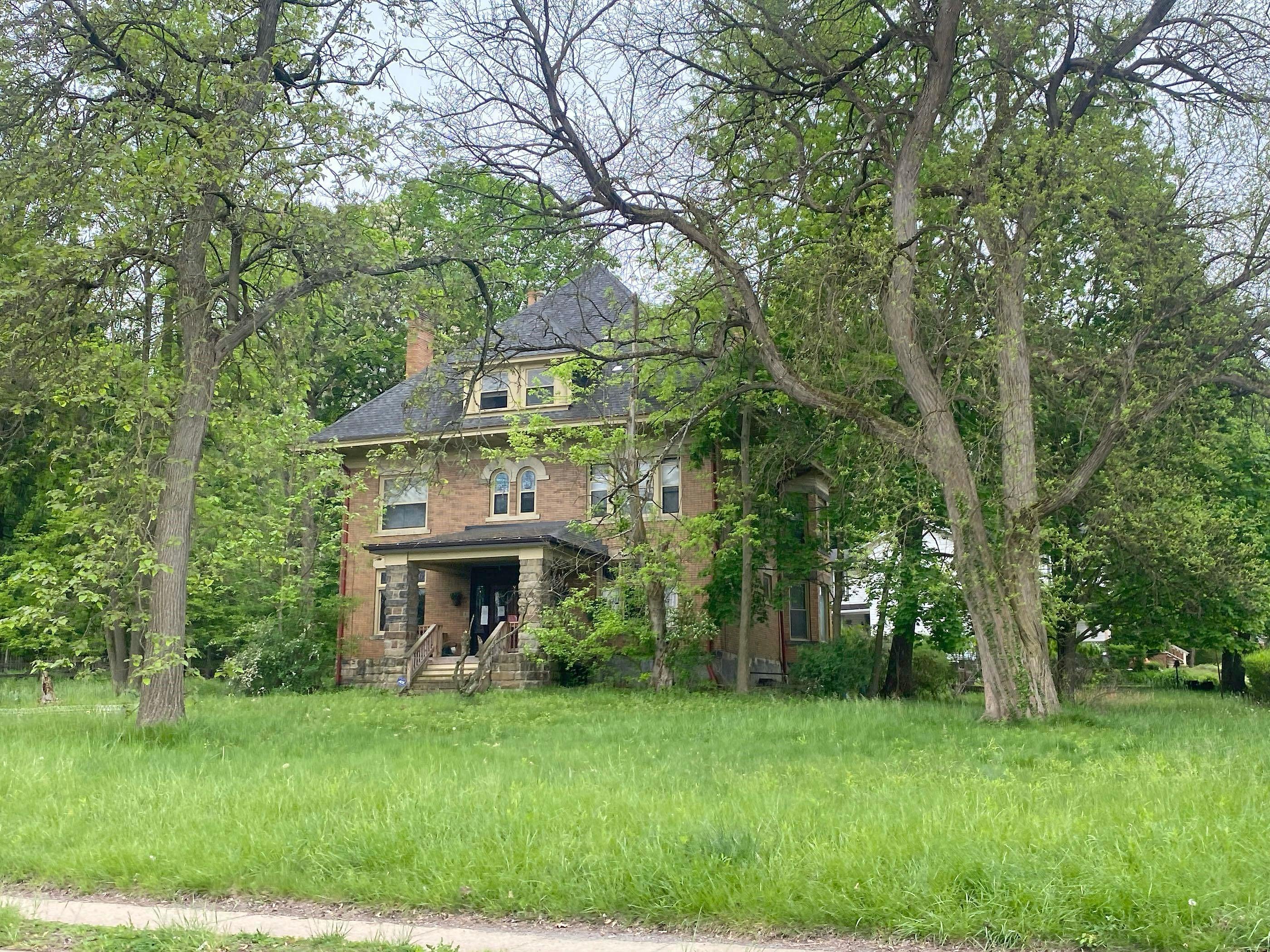 Main image