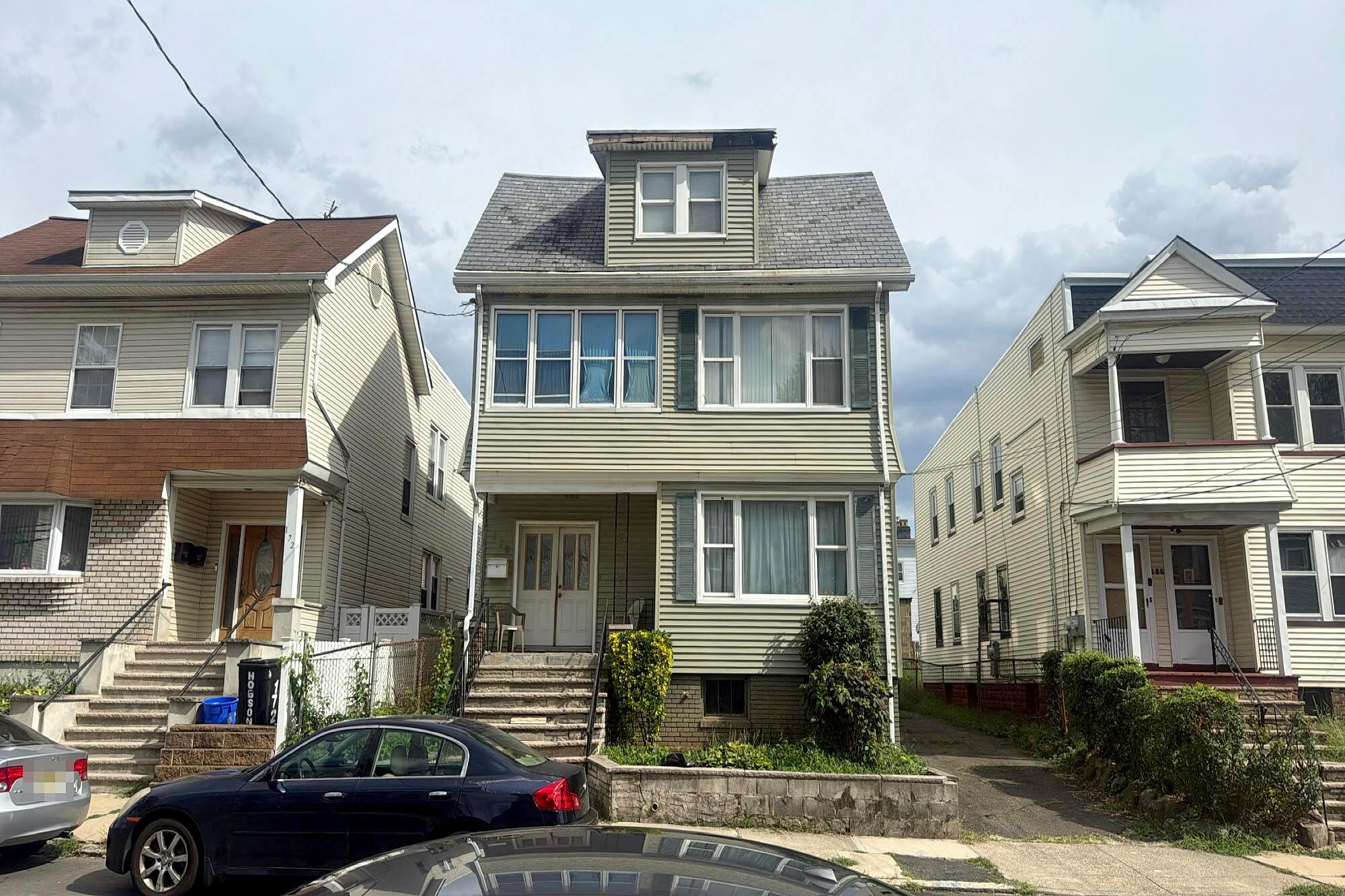 Main image