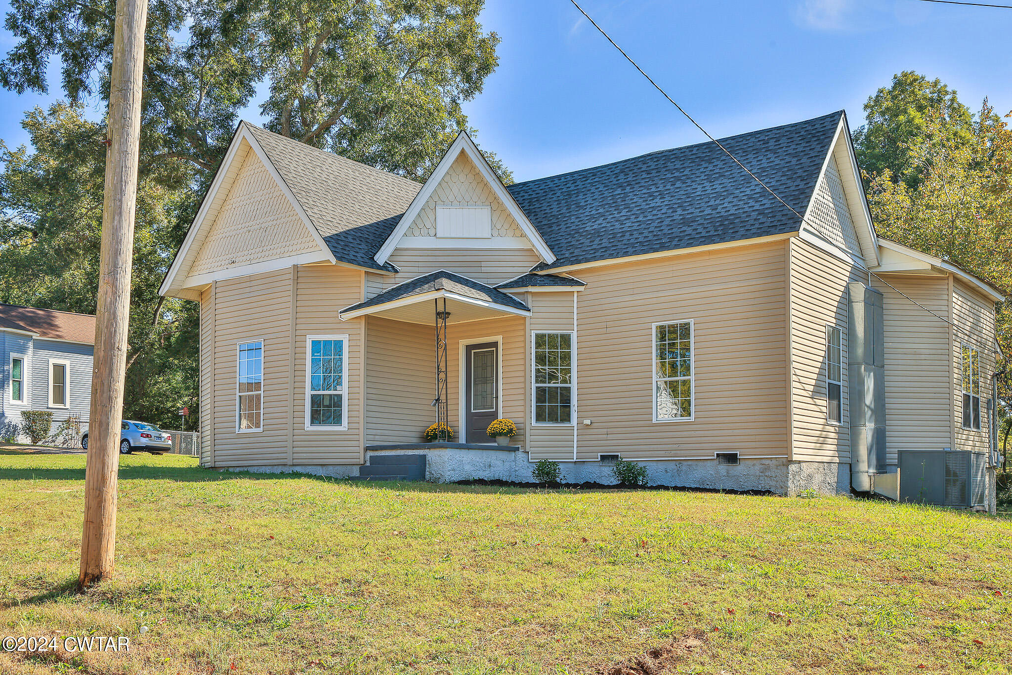 Main image