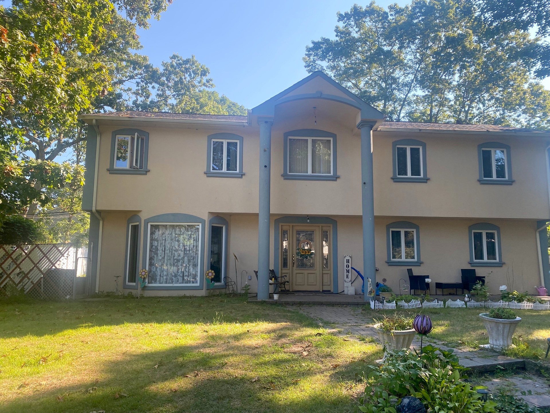 Main image